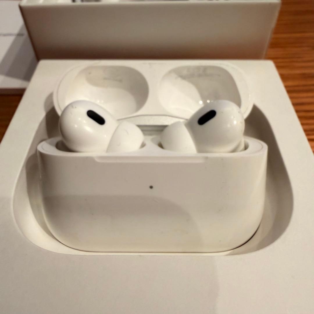 AirPods Pro2 (第2世代) 本体、付属品