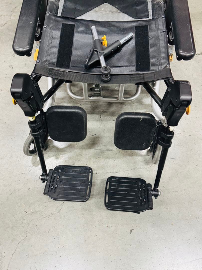 松永製作所 介助式 車椅子 車いす 車イス ノーパンクタイヤ