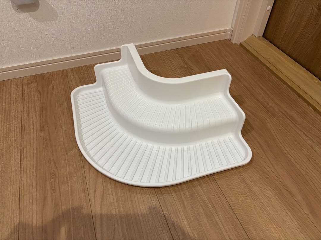Cats Toy 猫トイレ　ほぼ未使用　大型82サイズ　別売り階段付き