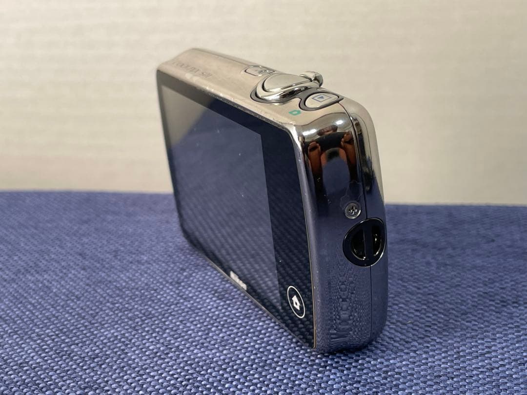 Nikon Coolpix S01 コンパクトデジタルカメラ（動作未確認）