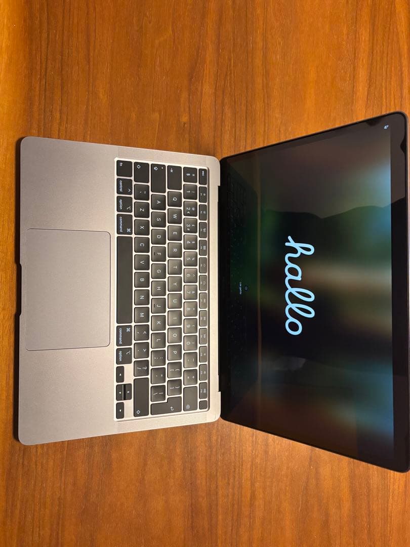 MacBook Air (Retina, 13-inch, 2020) 本体