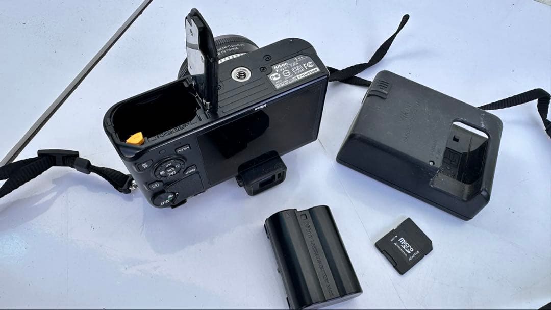 デジタルカメラ Nikon 1 V1