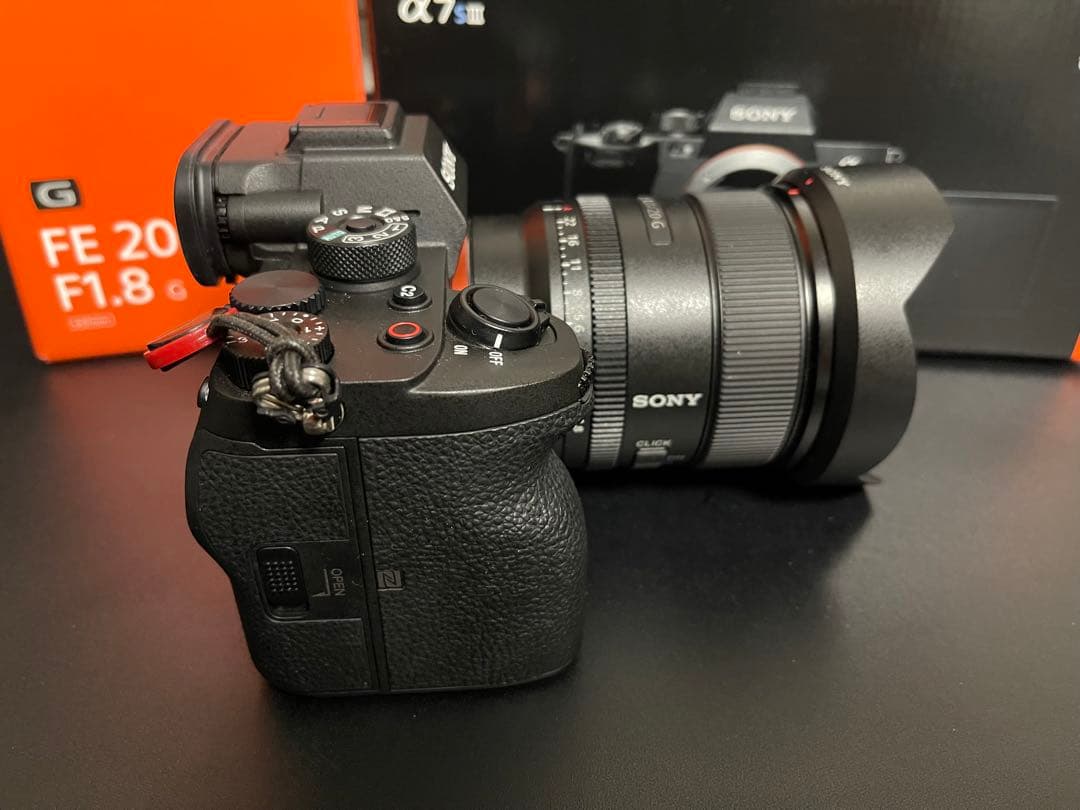 【超美品】α‬7Siii & SEL20F18G【340ショット】