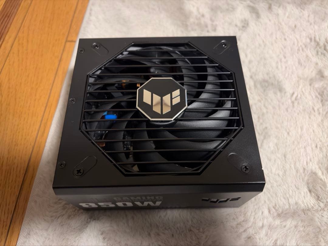 【新品】ASUS pc電源ユニット 80 Plus Gold 850W国内正規