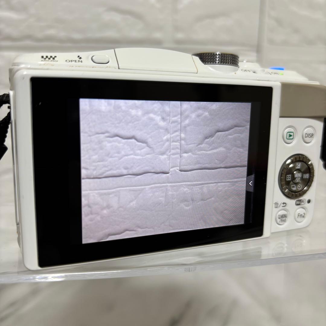 【美品】 Panasonic LUMIX DMC-GF6 一眼カメラ ミラーレス