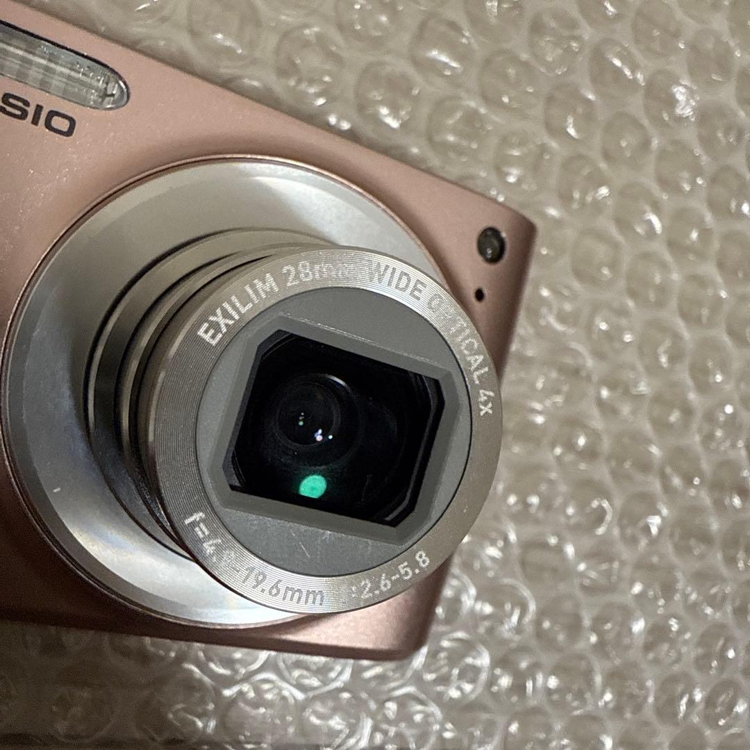 デジカメ　CASIO EXILIM EX-Z300