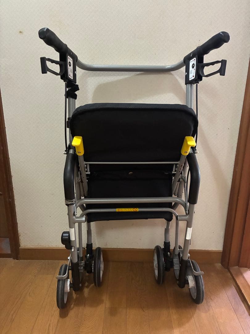 シンフォニーＳＰ 歩行車タイプ コンパクト 軽量 歩行補助 島製作所
