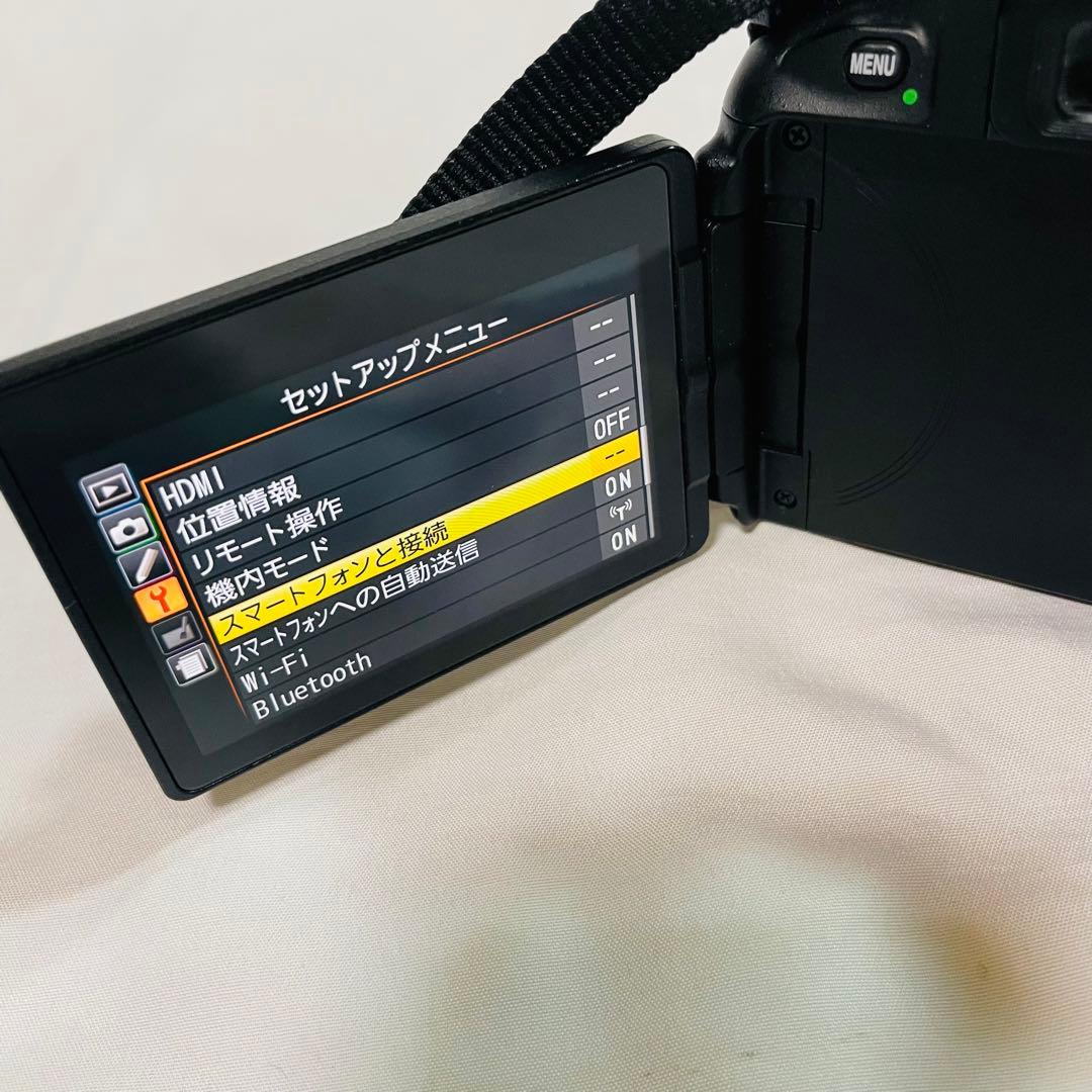 Nikon ニコンノ　D5600 18-55 VR レンズキット デジタル一眼