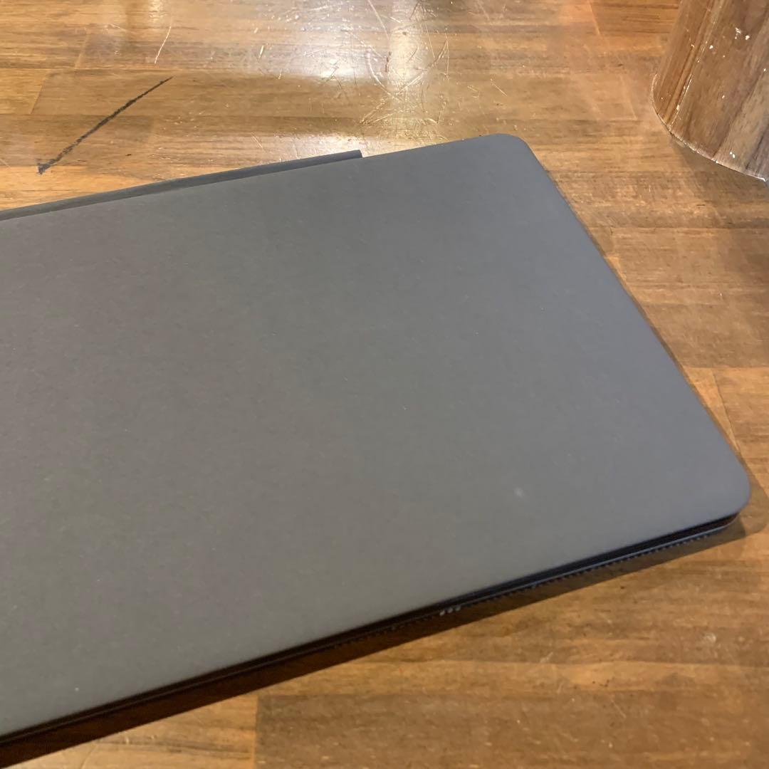 富士通　タブレットノートPC ARROWS Tab R726/P 2018年製