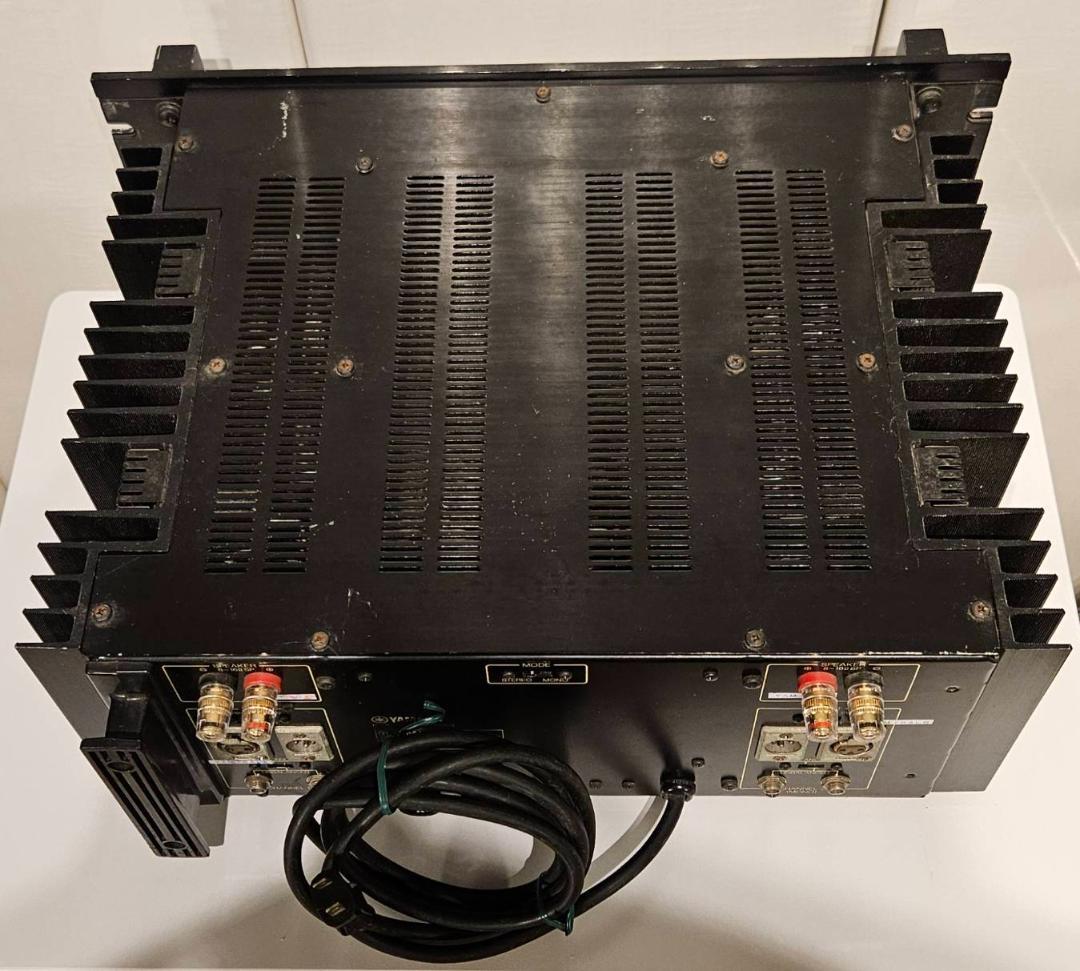 YAMAHA PC2002 パワーアンプ