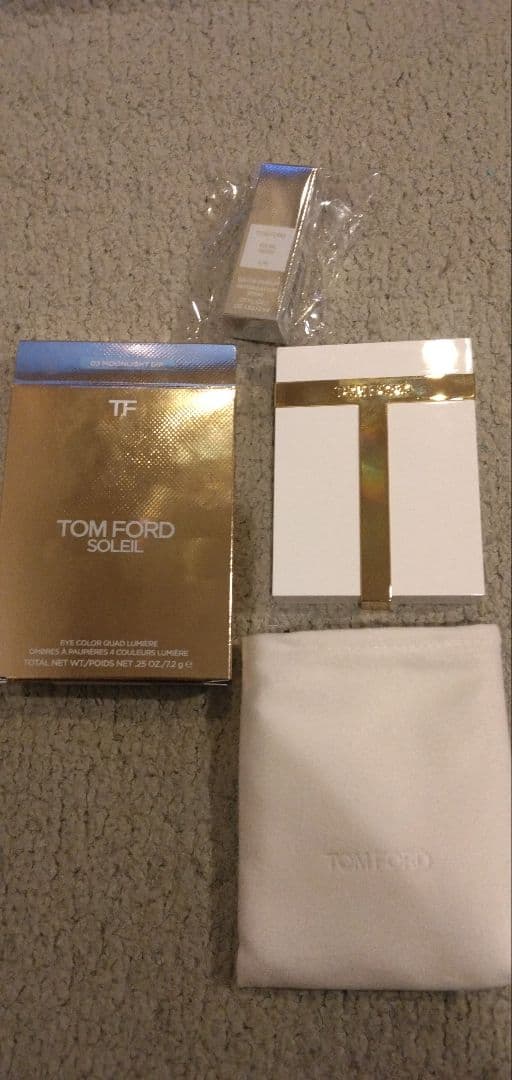 新色TOM FORD アイシャドウパレット SOLEIL 03+ソレイユネージュ