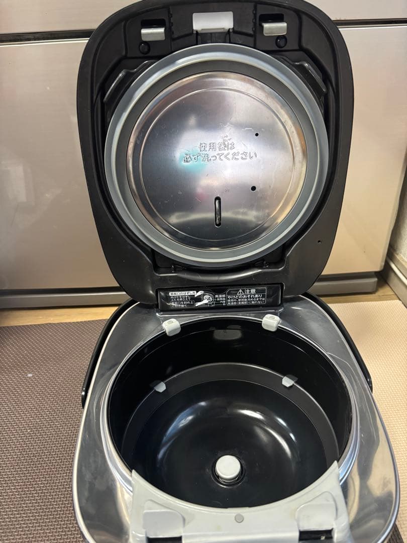TOSHIBA 真空圧力IHジャー炊飯器 RC-10VXV-K-2024年製