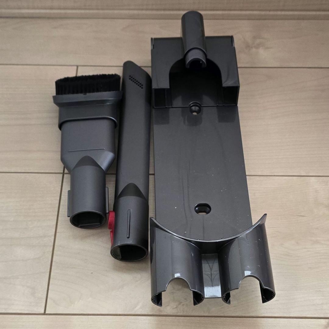 ジャンク Dyson V8 slim fluffy 布団アタッチメント付き