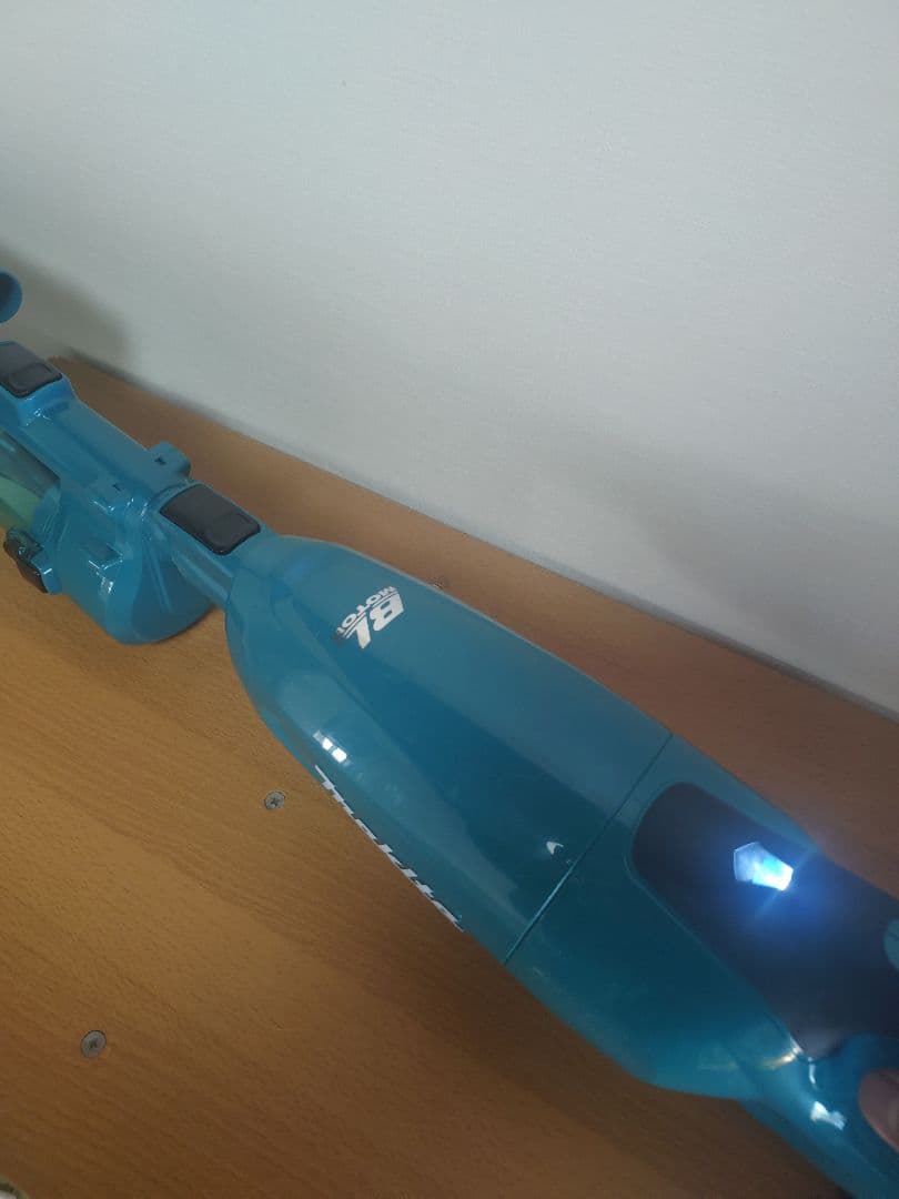 【バッテリー&充電器なし】マキタ CL280FD 18Vコードレス掃除機