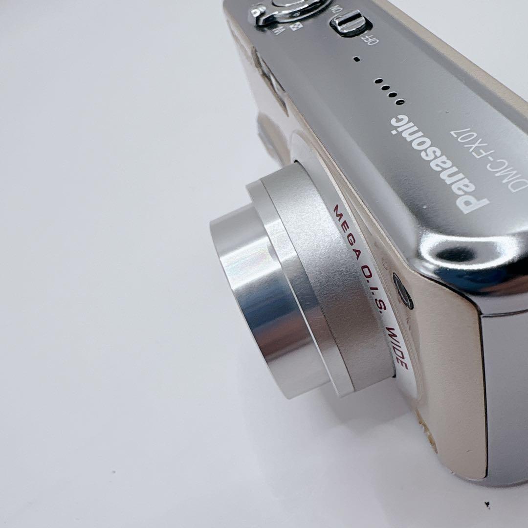 動作確認済み パナソニック LUMIX DMC-FX07 付属品完備 極美品