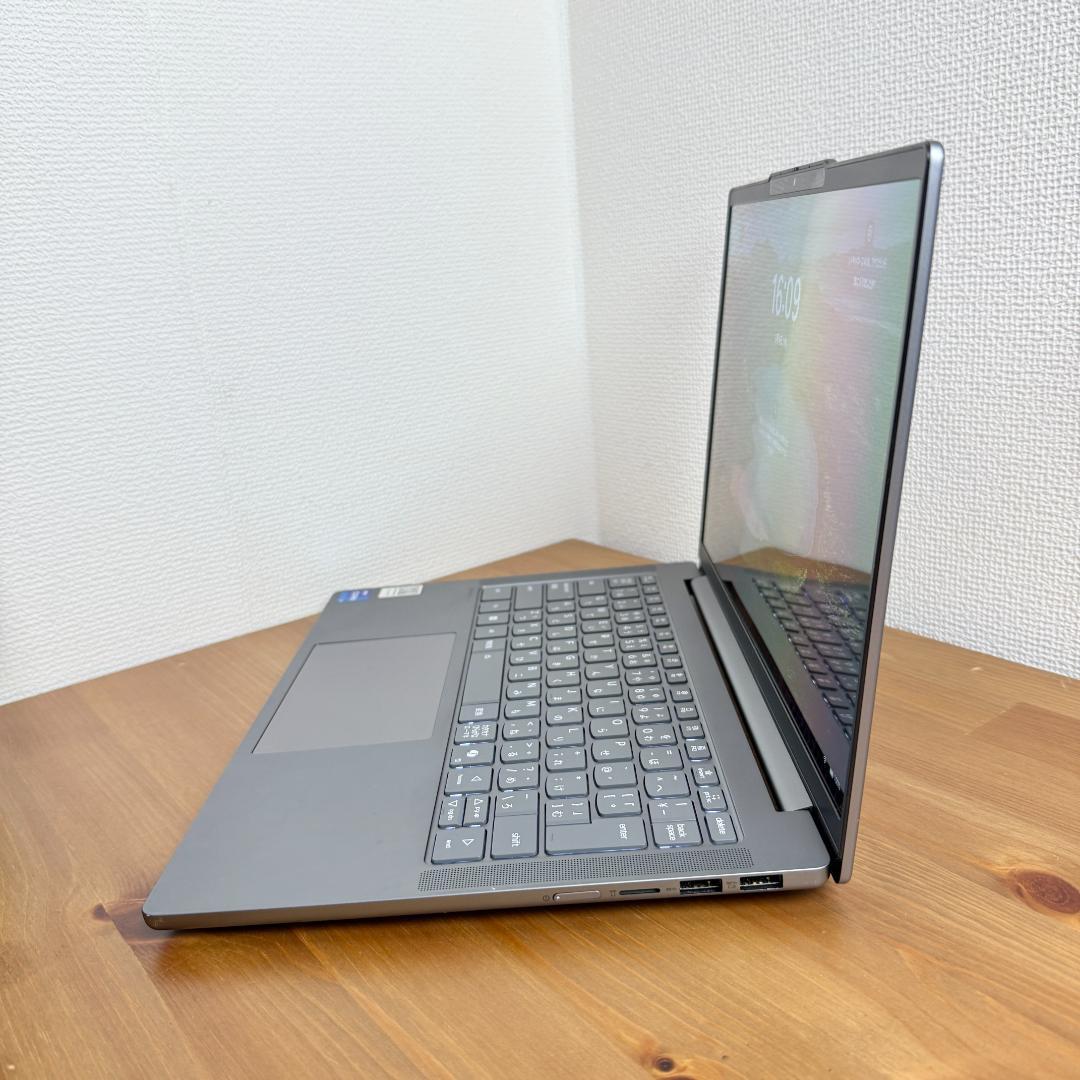 Lenovo IdeaPad Slim 5 Light Gen10 14型