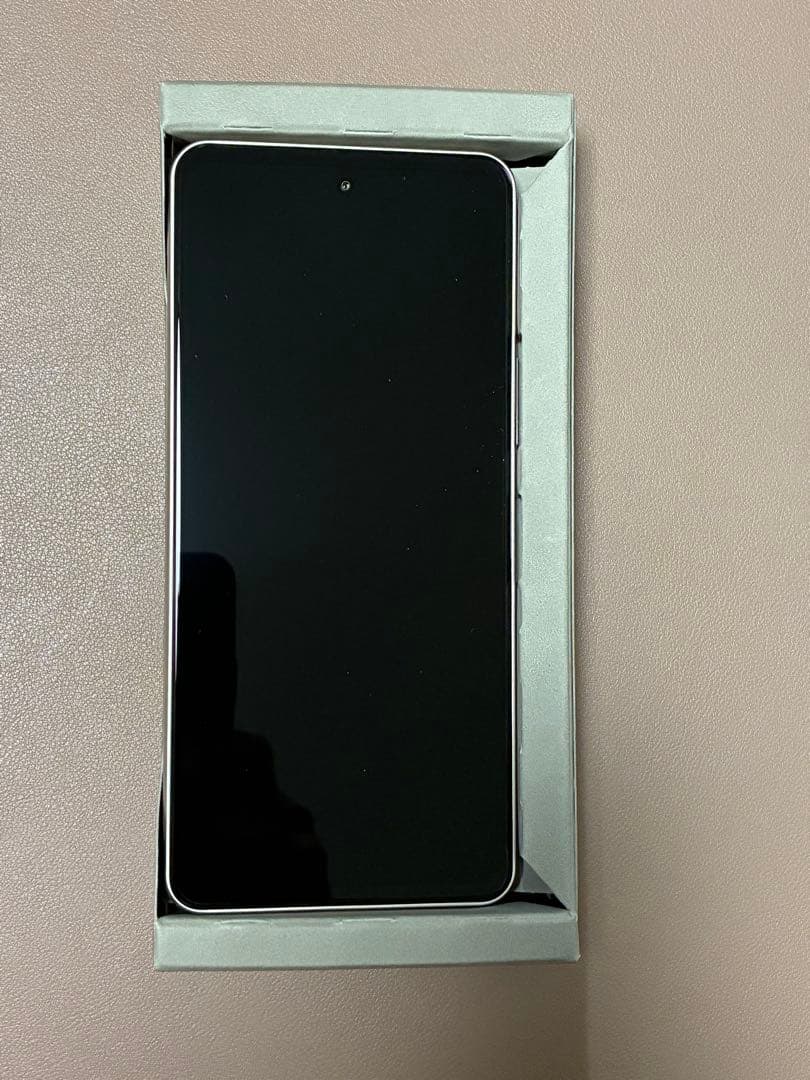 新品未使用 Arrows We2 Plus M06 シャンパンシルバー