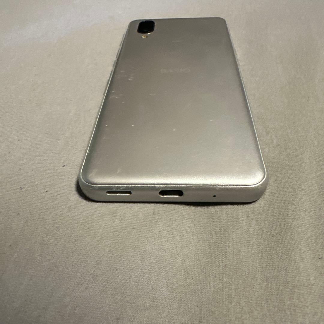 BASIO active SHG09 au シルバー 64GB SiMフリー