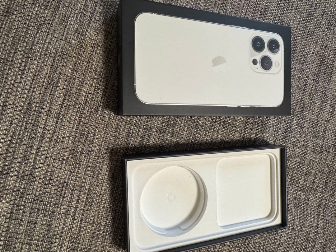 iPhone13pro 256GB アイフォン