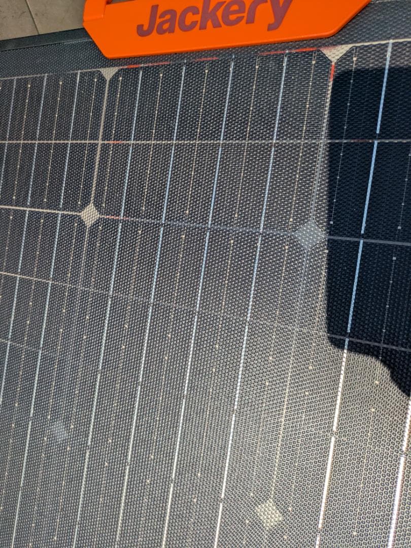 ほぼ未使用JackerySolarSage80両面発電ソーラーパネルIP68防水
