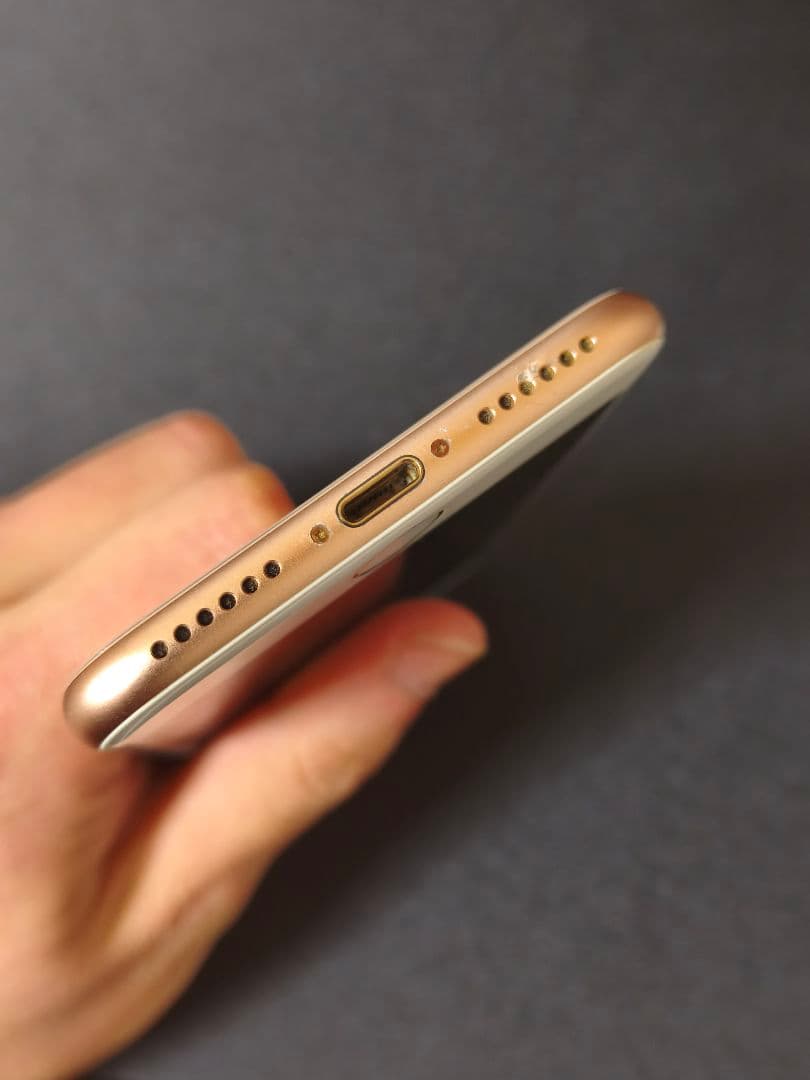 Apple iPhone 8 ゴールド 64GB 本体7