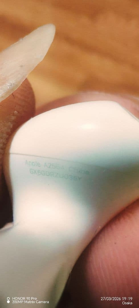 AirPods Pro1& Airpods 3どちらのセットも問題なく使えます。