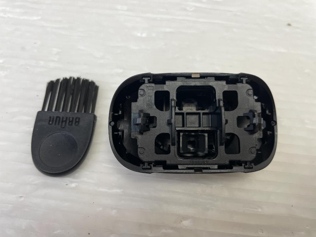 ★動作〇★ BRAUN S6 電気 シェーバー ブラウン 洗浄機 洗浄液 付 ②