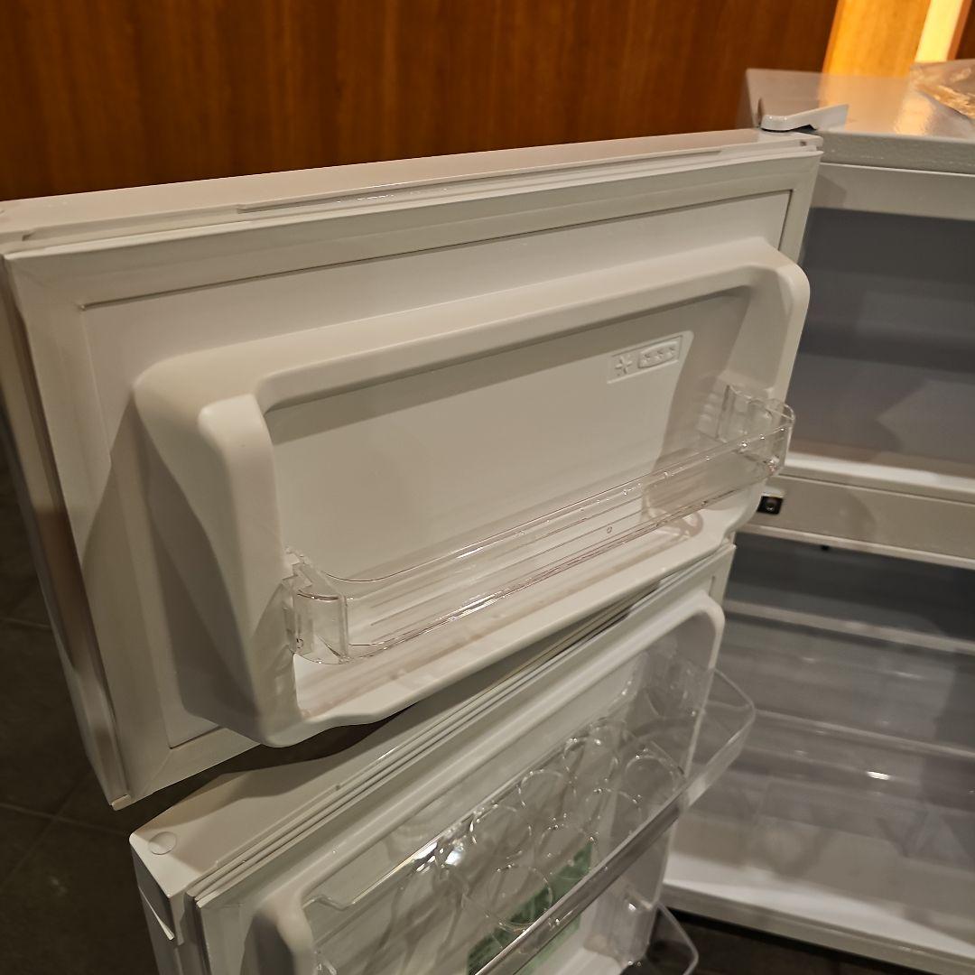 お値引き可！極美品☆2023年製！(東京23区のみ送料と設置無料！)冷蔵庫