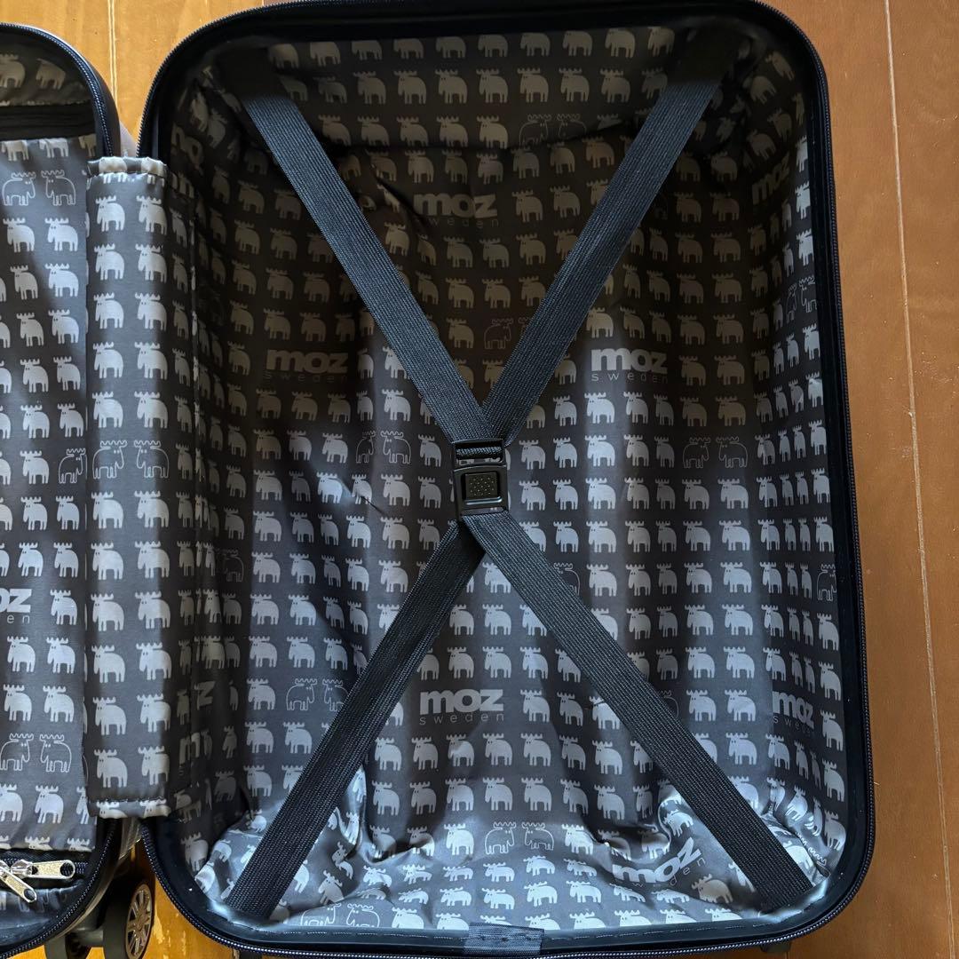 moz キャリーケース　MOZ0020SV シルバー　軽量