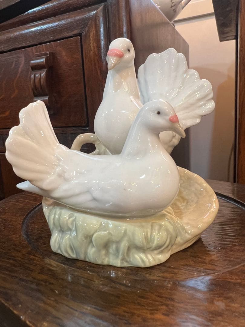 スペインヴィンテージリヤドロ磁器人形つがいの鳩
