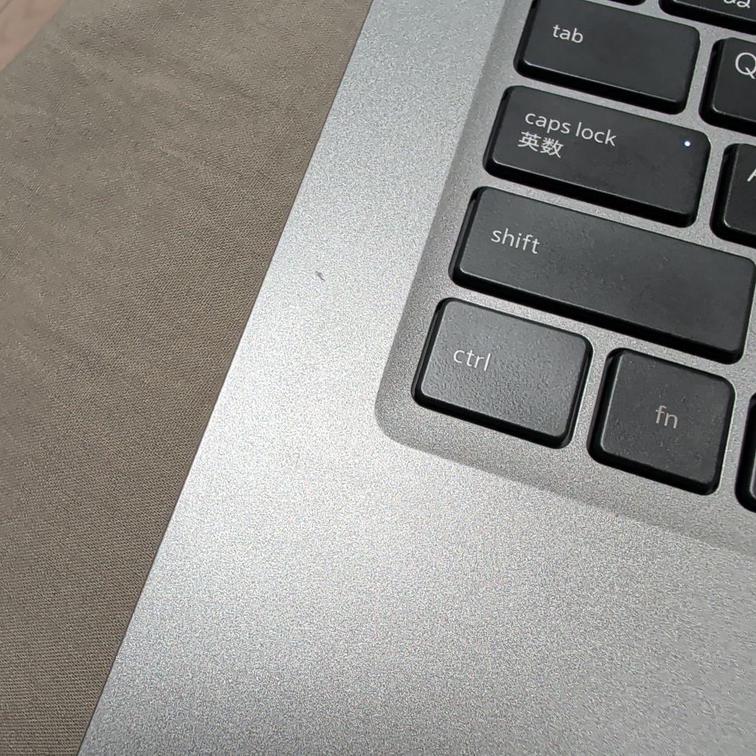 Dell13 ビジネス Core7 12世代 32GBメモリ256GB NVMe