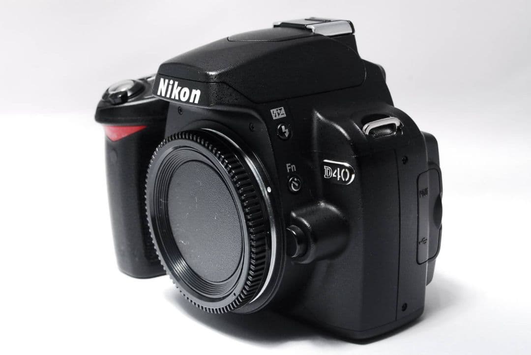 ♥一眼デビュー最適♥Nikon D40♥AF-S標準レンズ♥すぐ撮影OK