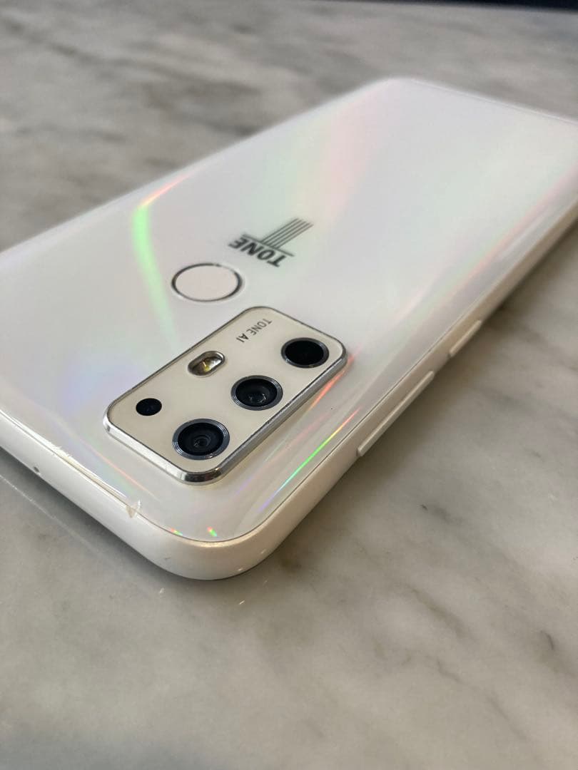 TONE e21 本体 128GB SIMフリー 初期化済 動作確認済