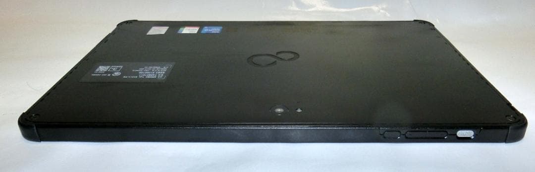 ◆ ArrowsTab Q7311/FB ◆ 第11世代Windowsタブレット