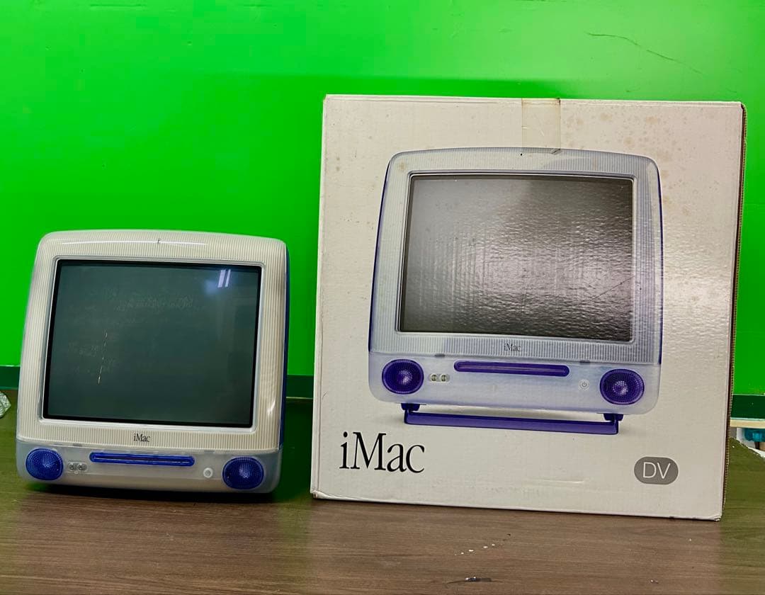 動作商品　iMac Ｇ３と元箱とキーボード・マウスとインストールCDと他