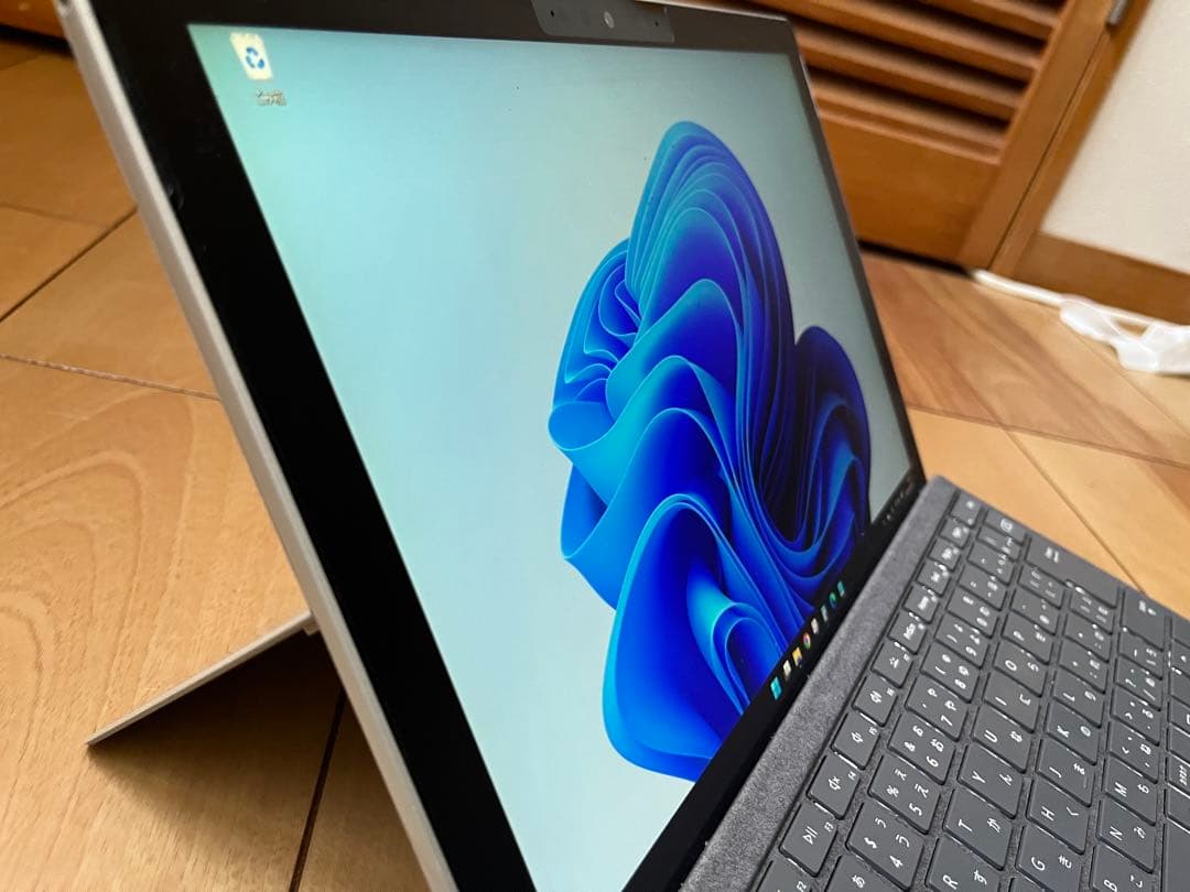おまけ付Surface Pro7 i5 メモリ8/SSD256 オフィス無