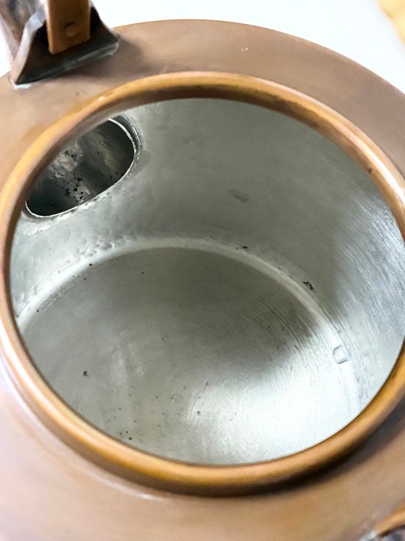 四代 北越堂 本間弘　鎚起銅器 湯沸 筒型　湯沸　薬缶　共箱