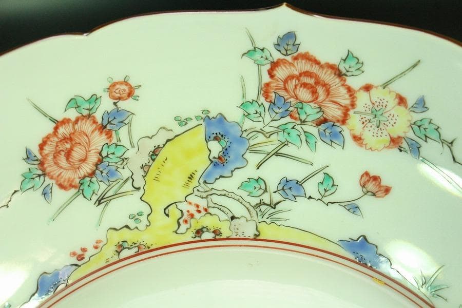 十三代酒井田柿右衛門 彩画 葦牡丹紋 鉢 未使用(K-ZE377)