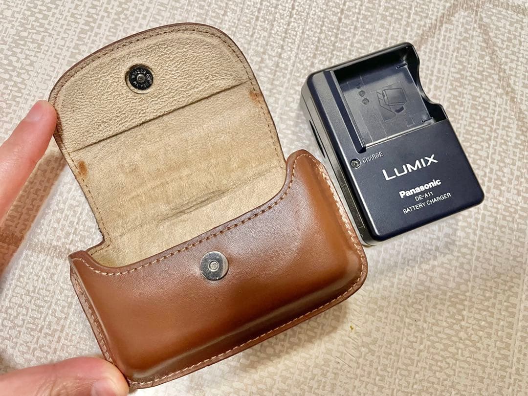 デジカメ LUMIX Panasonic DMC-FX07 美品