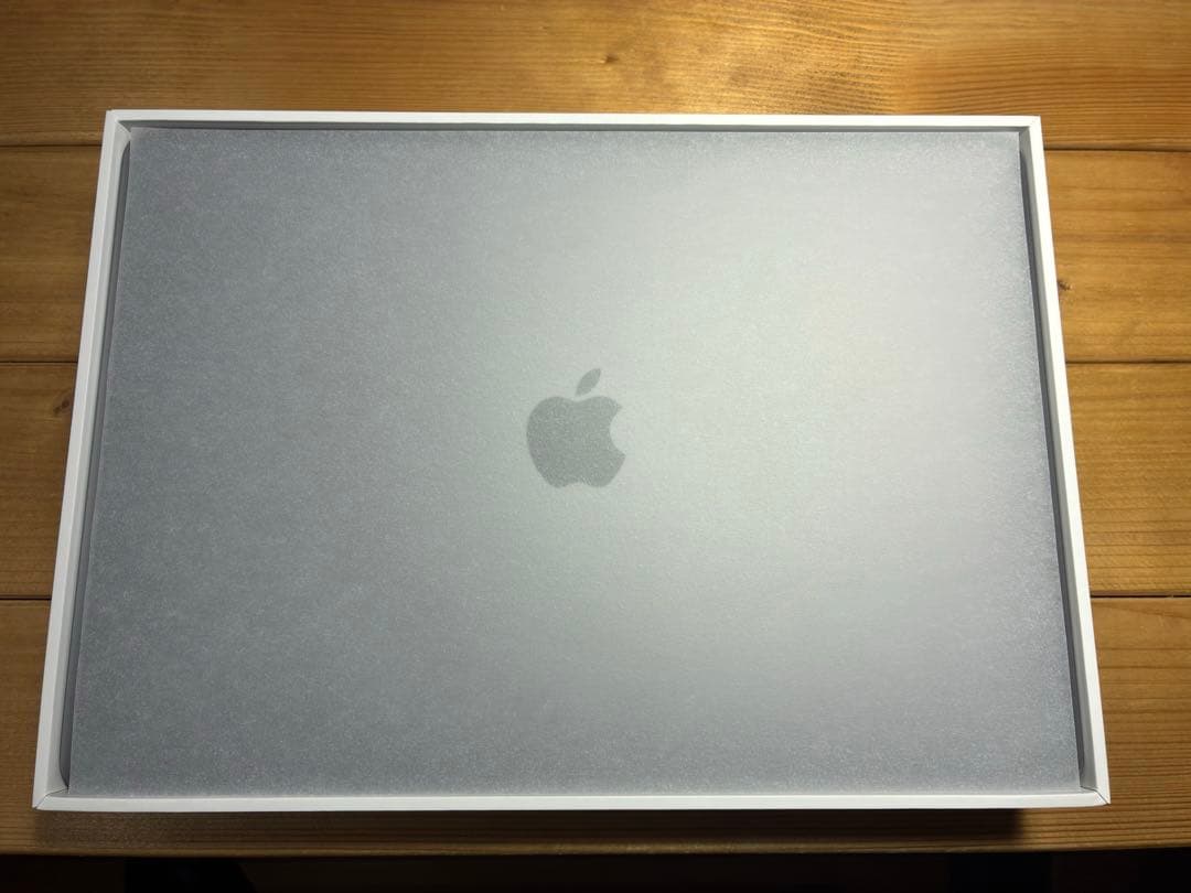 MacBook air M1(2020)スペースグレー
