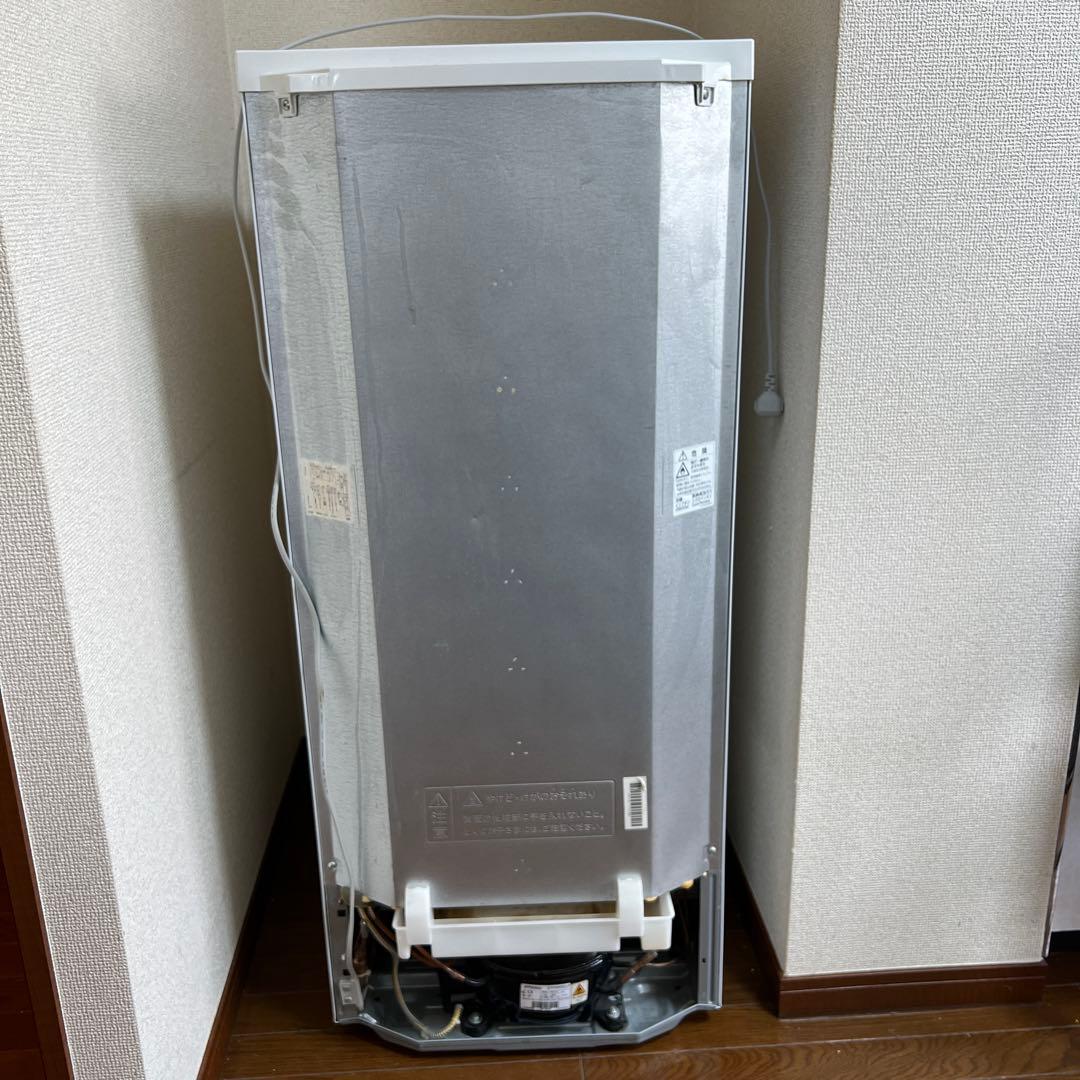 中古　美品シャープ冷蔵庫　冷凍庫　137L どっちもドア　ホワイト　2ドア