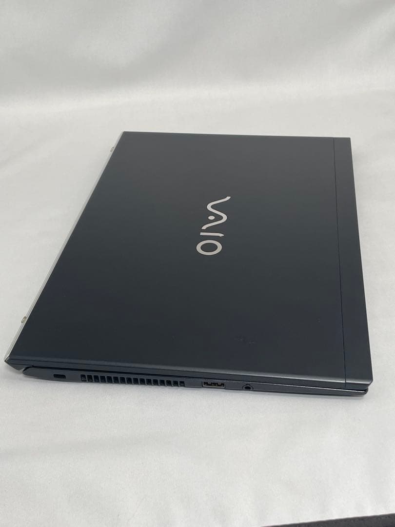Windowsノート本体 VAIO Pro PG i5-1235U 16GB RAM 256GB SSD