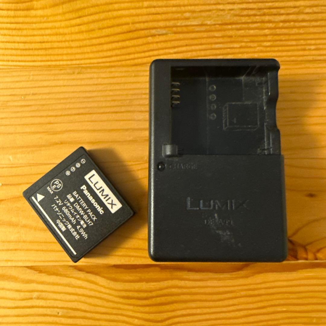 LUMIX GM1 と LEICA DG 15mm F1.7 のセット