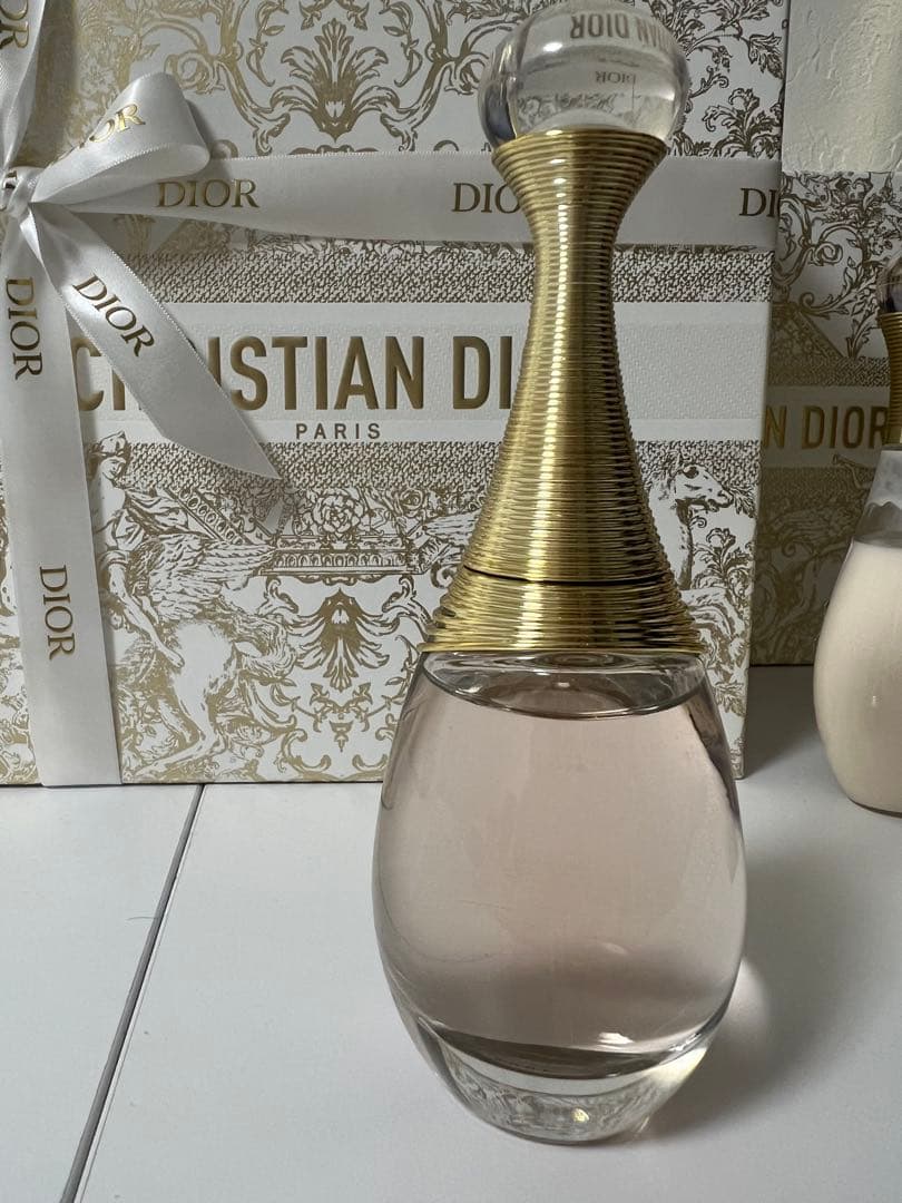 Dior J'adore 香水　ジャドールピンク　ディオール香水