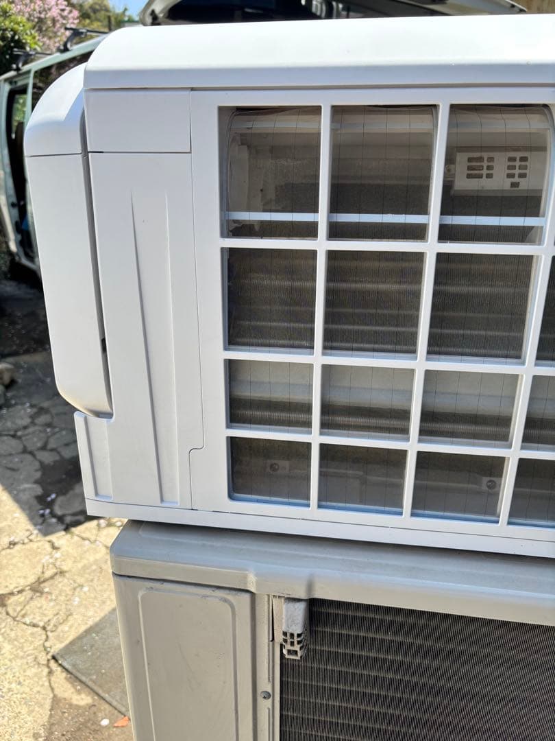 Fujitsuエアコン200V 18〜26畳用