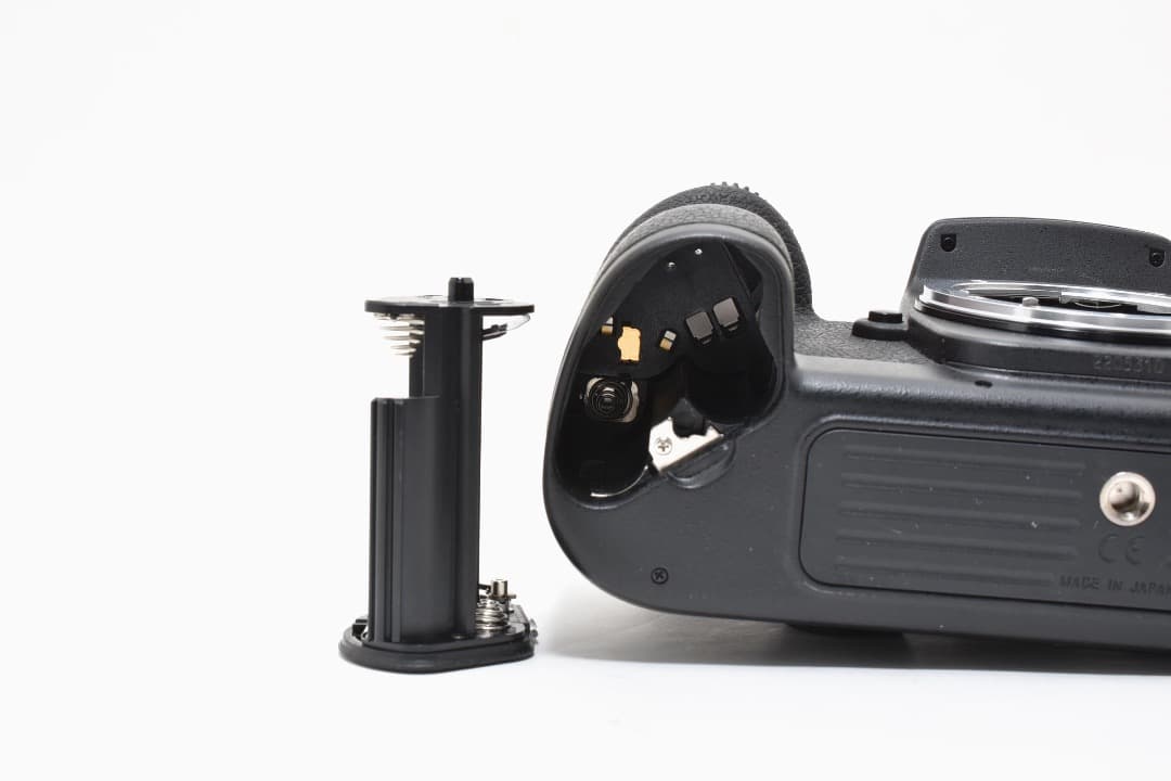 ★美品★ ニコン Nikon F100 ボディ SS709 #1305