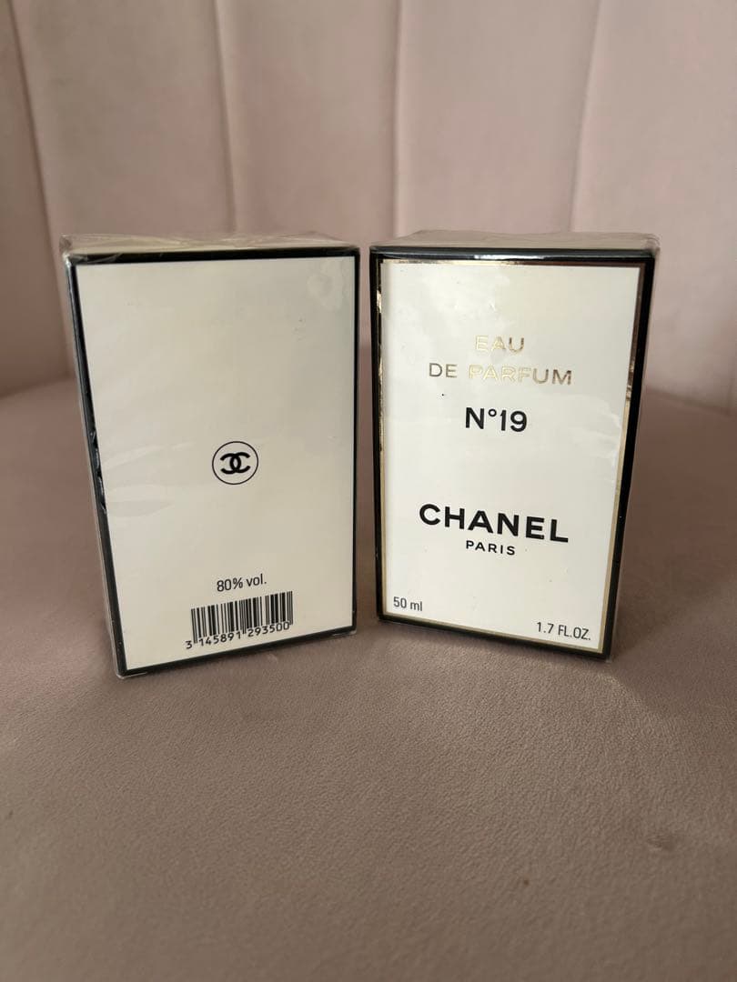 【未開封】CHANEL N°19 Eau de Parfum 50ml【2箱】
