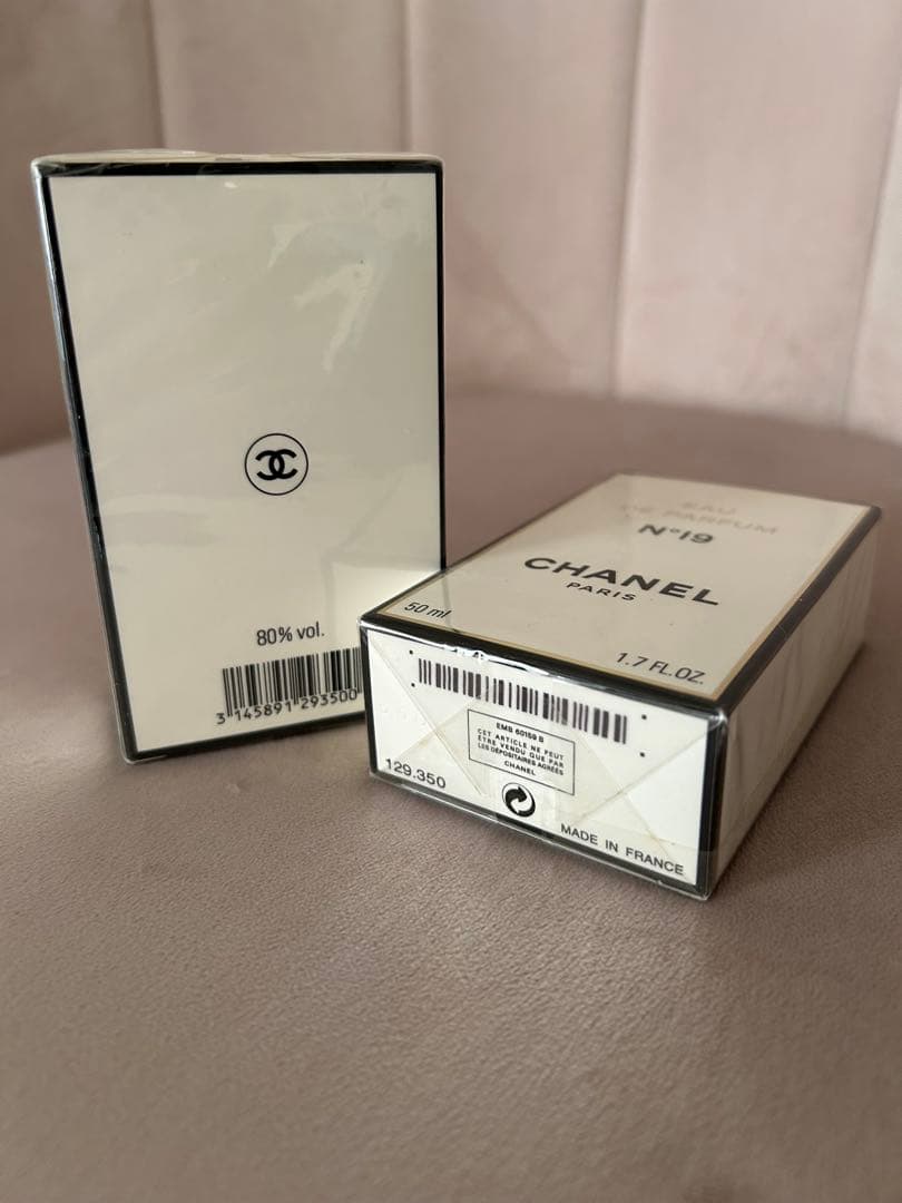 【未開封】CHANEL N°19 Eau de Parfum 50ml【2箱】