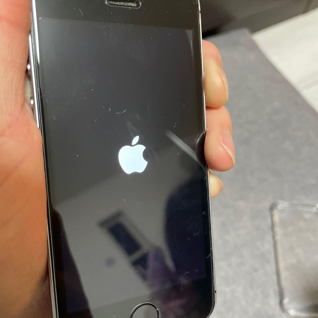 iPhoneSE 第一世代　美品