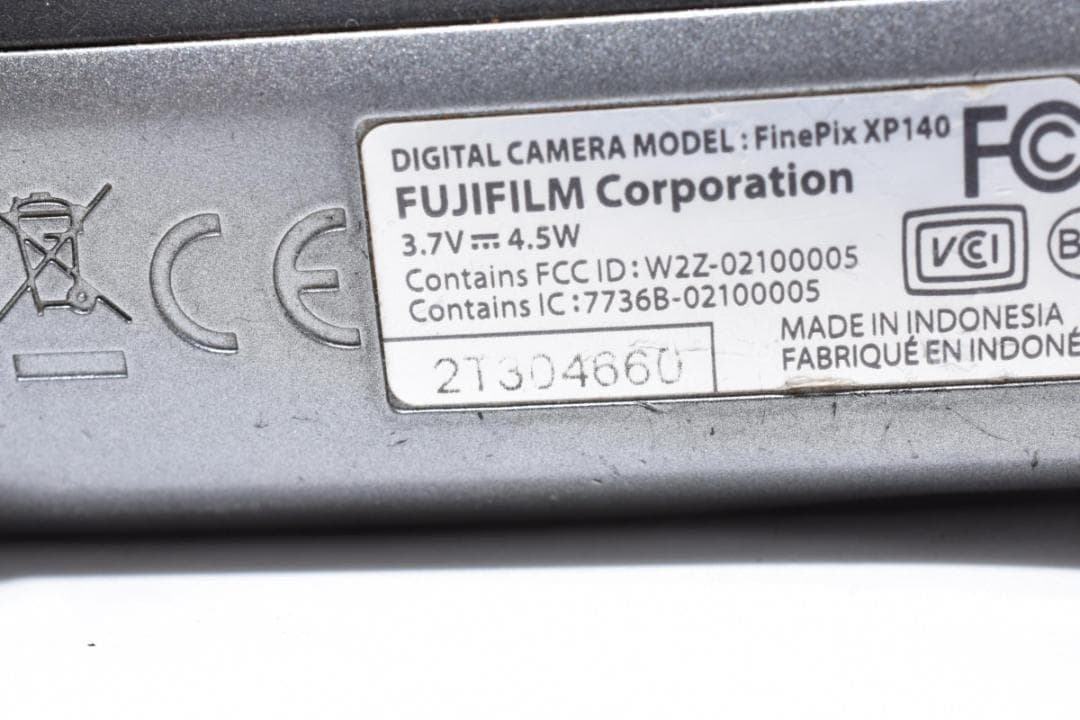 フジフィルム　FUJIFILM FinePix XP140 【防水カメラ】